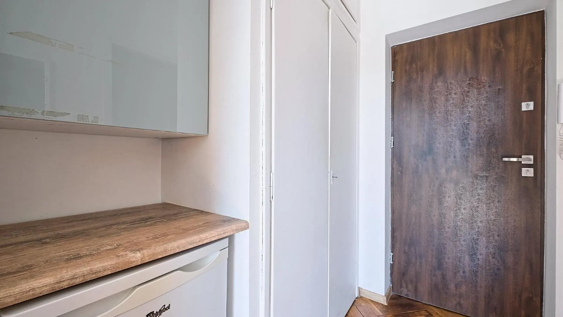 Urbannestgroup - Nowogrodzka 8 Apartment Warsaw